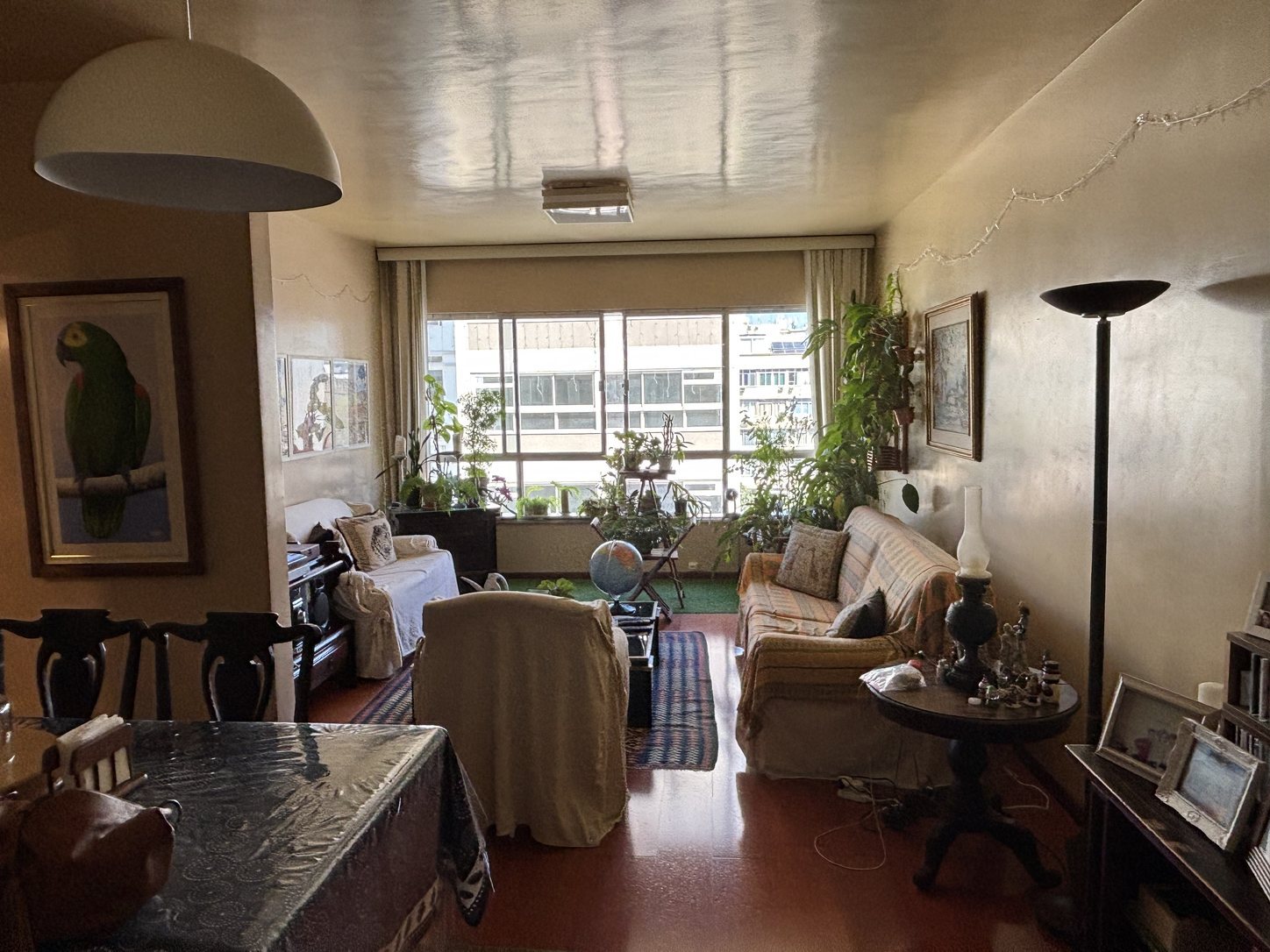 Antes: sala de estar em Ipanema